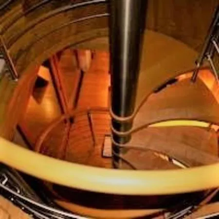 Sagmeister Loft Apartman Jenig