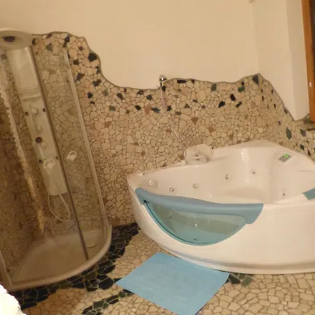 Sagmeister Loft Apartman Jenig