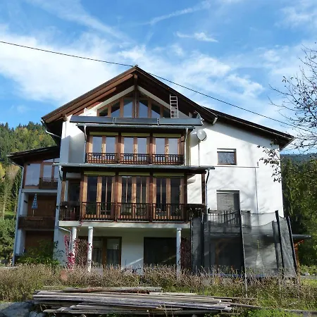 Appartement Sagmeister Loft Jenig